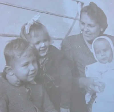 Pochod smrti do Prahy a peklo stadionu Strahov