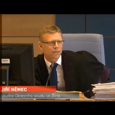 Trestní oznámení nejen na soudce Ústavního soudu ČR - Když advokát odejde od soudního jednání pro porušení zákona, stále opakovaného...